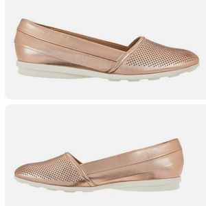 NEW H by Halston Leah Slip On Rose Gold Flat Size 9.5 Medium